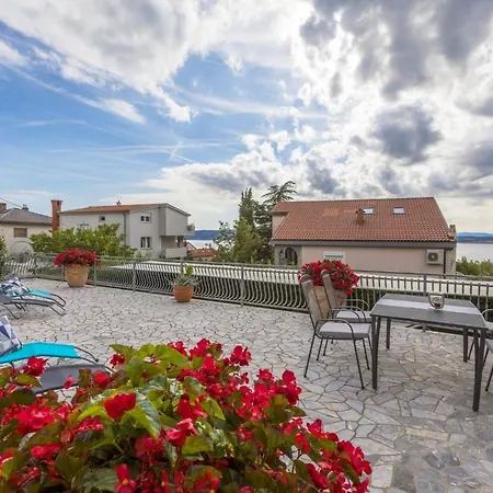 Apartment One-bedroom In Crikvenica Lxiii Dramalj